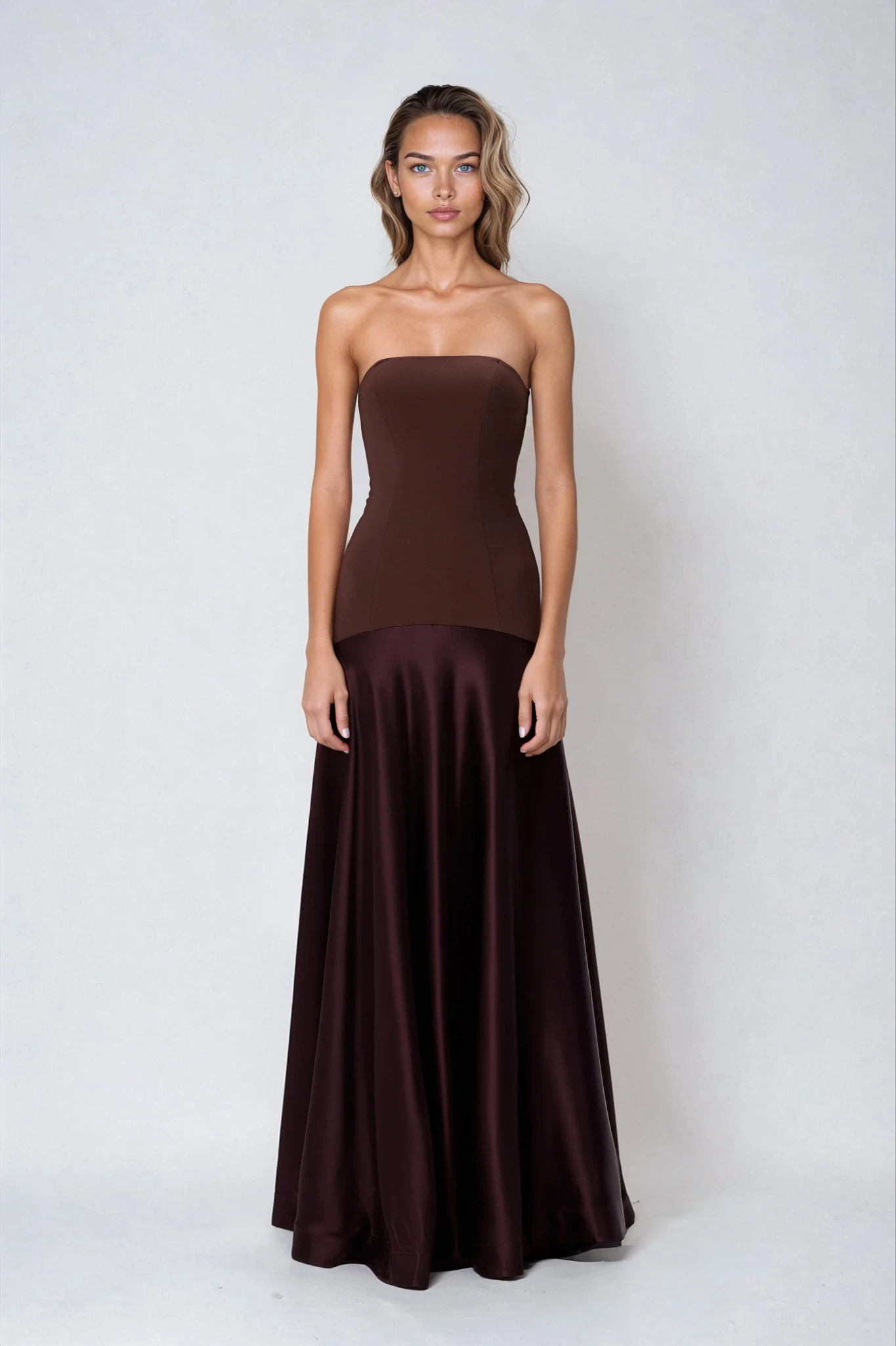 Trägerloses Kleid