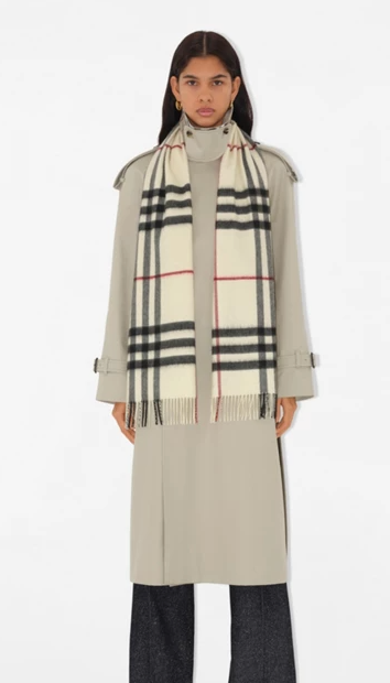 Burberry  Schal