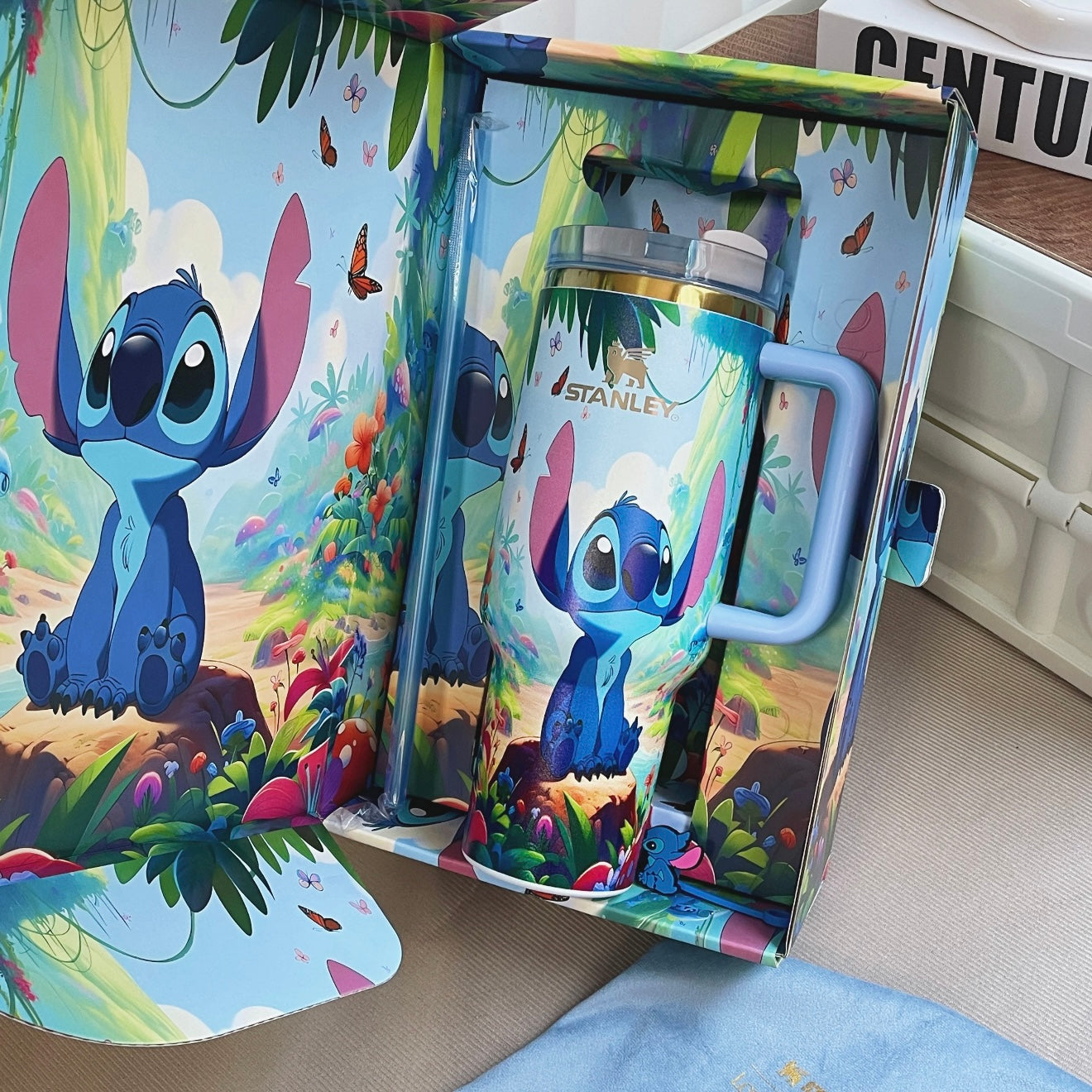 1,2 l Stitch-Becher, der im Dunkeln leuchtet