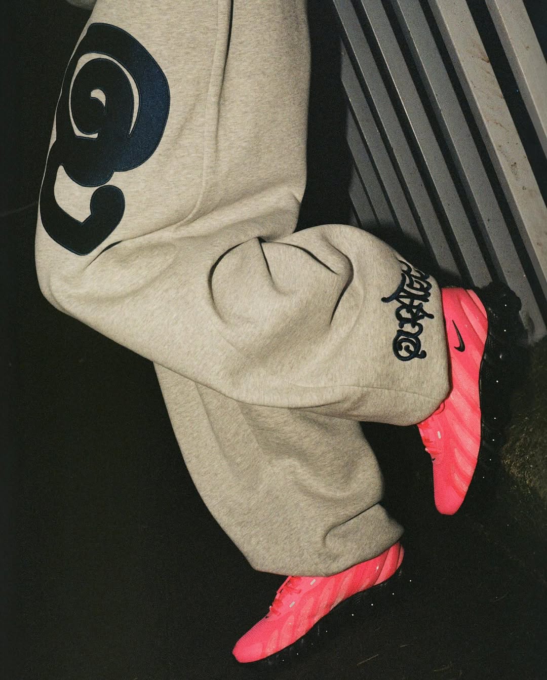 QURATEE HOODIE